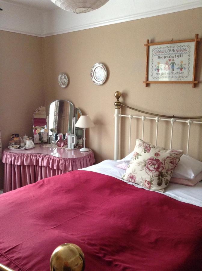 Hyacinth Bed & Breakfast เวลลิงตัน ภายนอก รูปภาพ